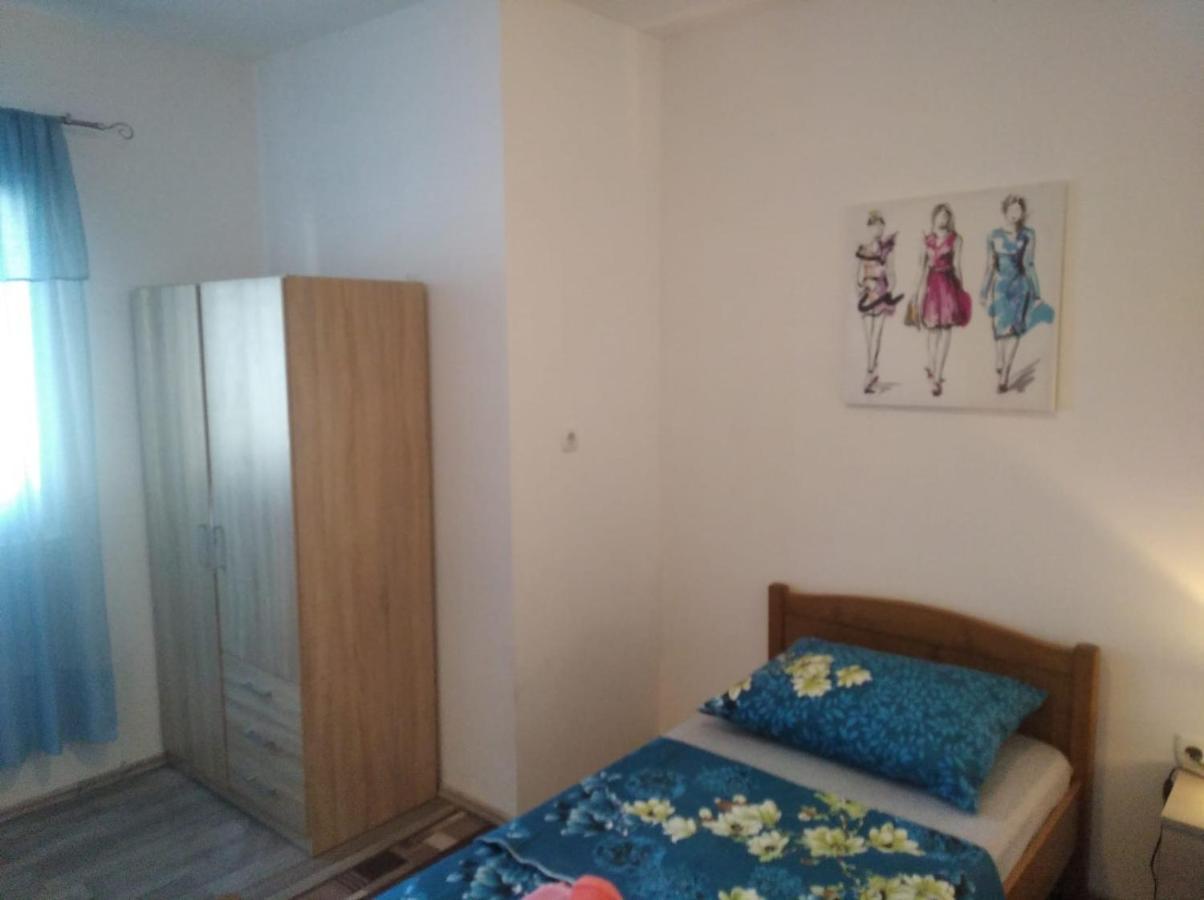 Apartment Jope Kaštela Екстериор снимка