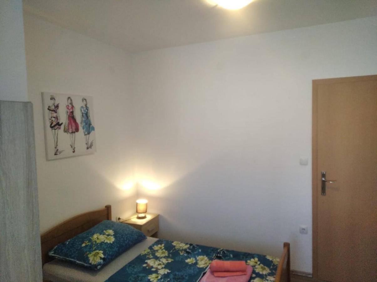 Apartment Jope Kaštela Екстериор снимка